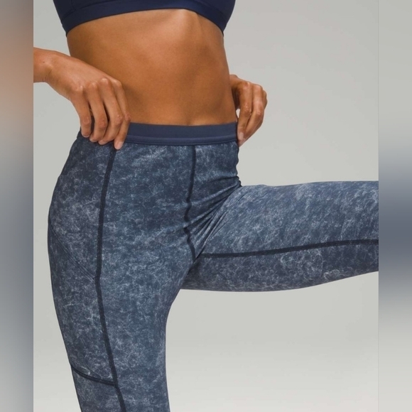 Lululemon Waterside UVP Short-Sleeve Rash Top Guard Denim Wash Blue Multi XXS - Picture 9 of 16